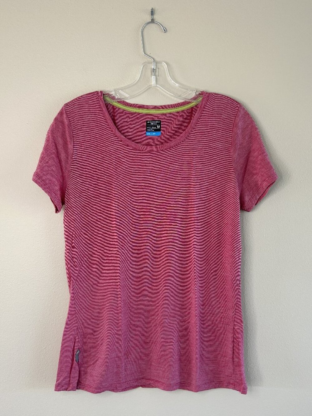 Icebreaker Cool-Lite Merino Blend Short Sleeve T-Shirt, Red, M - Picture 2 of 6
